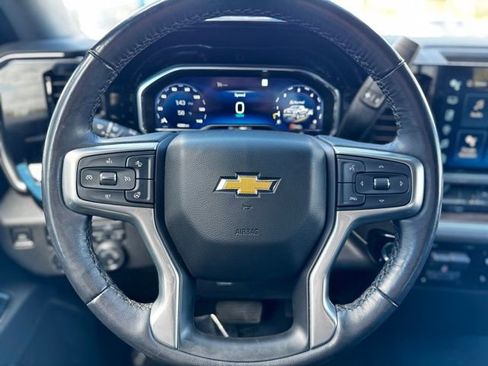 Used 2022 Chevrolet Silverado 1500 LT image 23
