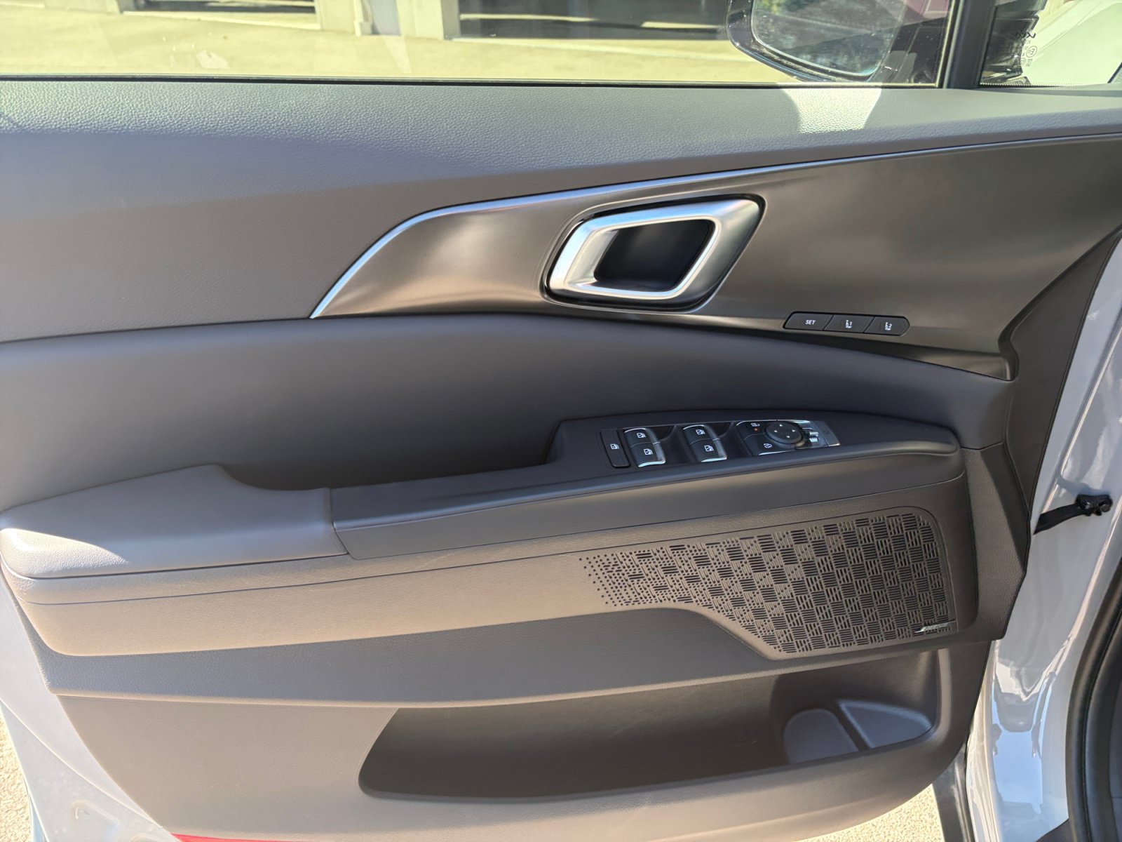 Used 2026 Kia Carnival SX Prestige FWD image 12
