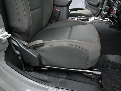 Used 2020 Jeep Wrangler Rubicon image 33