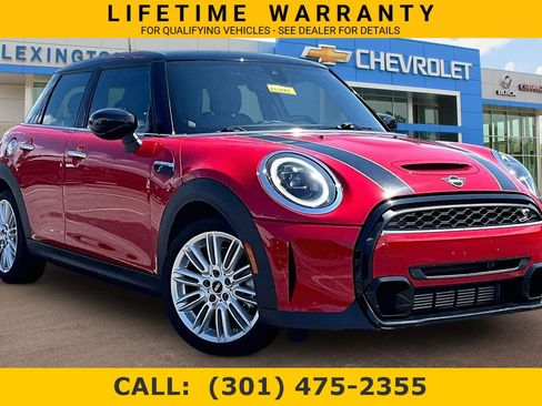 Used 2023 MINI Cooper S w/ Signature Upholstery Package FWD image 1