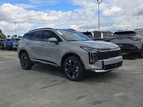 New 2026 Kia Sportage SX AWD/4WD image 2