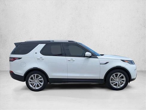 Used 2020 Land Rover Discovery HSE AWD/4WD image 4