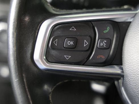 Used 2022 Jeep Wrangler Unlimited Sahara image 13