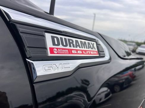 Used 2023 GMC Sierra 2500 Denali w/ Denali Ultimate Package AWD/4WD image 38