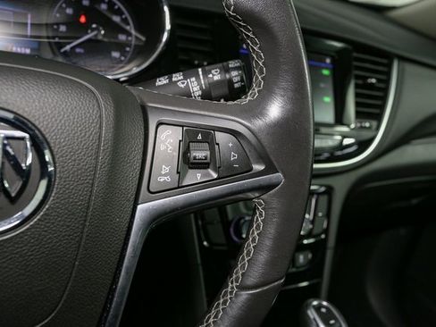 Used 2022 Buick Encore Preferred w/ Safety Package image 27