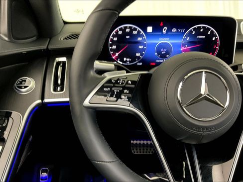 Certified 2022 Mercedes-Benz S 580 4MATIC Sedan image 11