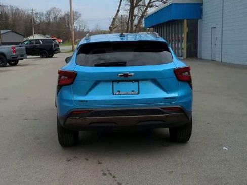 Certified 2025 Chevrolet Trax ACTIV w/ Driver Confidence Package FWD image 7