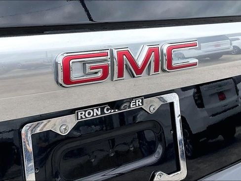 Used 2021 GMC Yukon XL Denali w/ LPO, Illumination Package AWD/4WD image 27