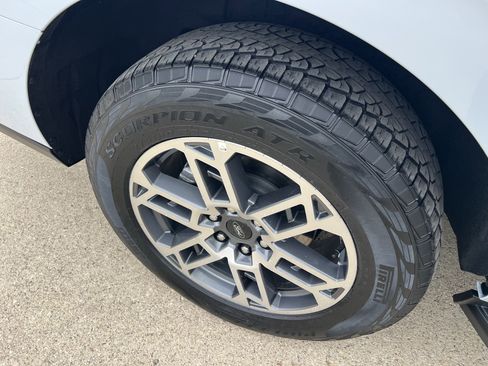 Used 2025 Ford Expedition Max Active image 4