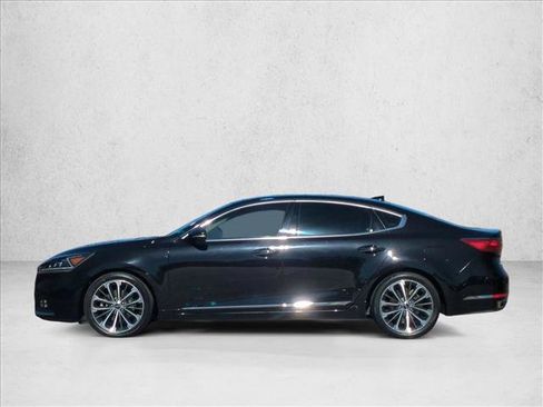 Used 2017 Kia Cadenza Technology image 9