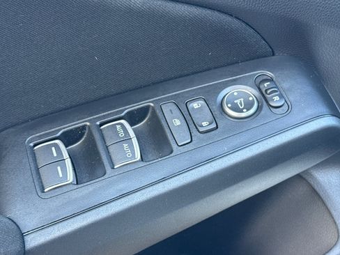 Used 2023 Honda Civic Sport image 14