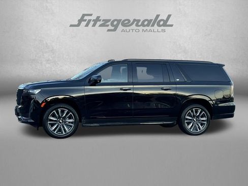 Used 2024 Cadillac Escalade ESV Sport image 5