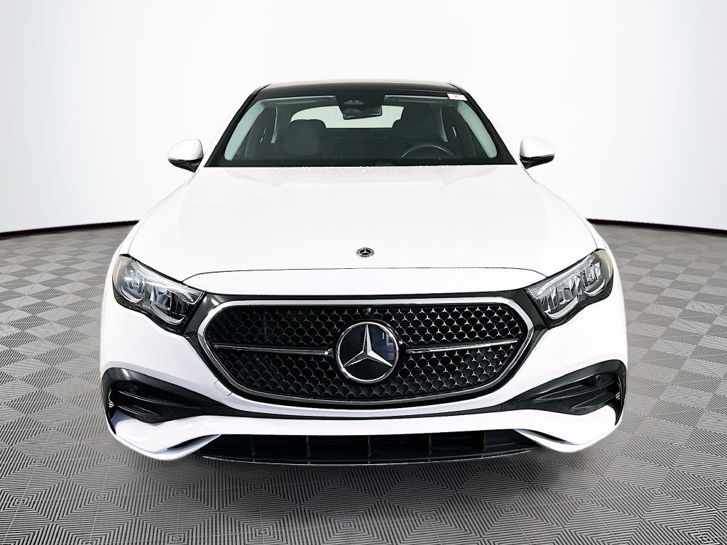 Used 2026 Mercedes-Benz E 350 4MATIC Sedan image 3