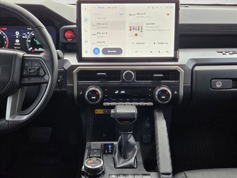 Used 2024 Toyota Tacoma TRD Off-Road w/ TRD Off Road Premium Package image 16