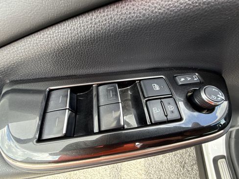 Used 2024 Toyota Crown XLE image 15