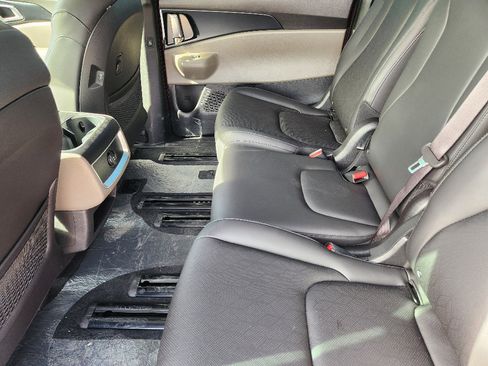 New 2026 Kia Carnival LXS image 19