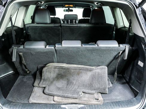 Used 2015 Toyota Highlander Plus FWD image 29