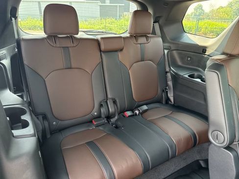 Used 2026 Honda Pilot TrailSport image 13