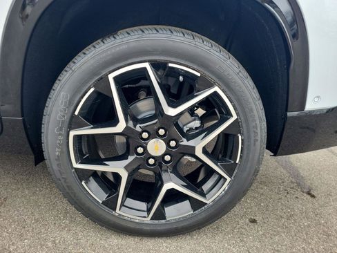 New 2026 Chevrolet Traverse High Country w/ LPO, Floor Liner Package image 31