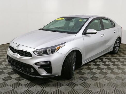Used 2020 Kia Forte LXS image 5