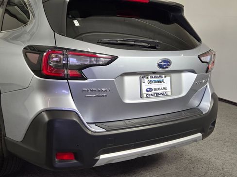 Certified 2025 Subaru Outback Limited AWD/4WD image 7