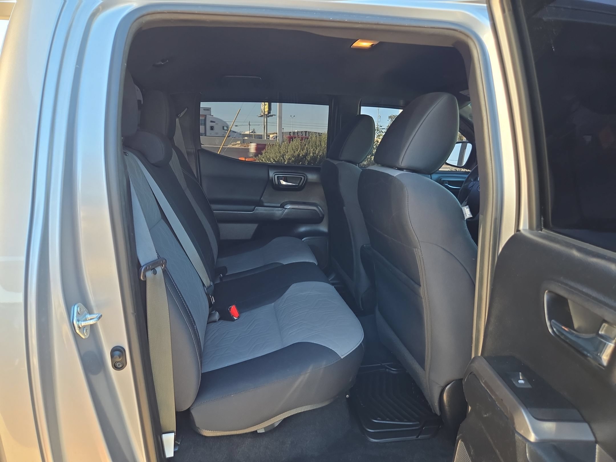Used 2021 Toyota Tacoma TRD Sport w/ Technology Package AWD/4WD image 23