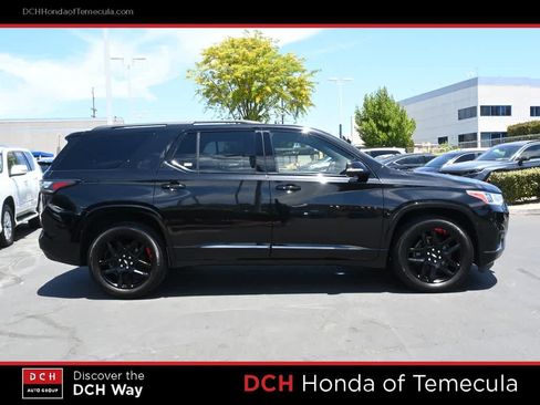 Used 2020 Chevrolet Traverse Premier w/ Redline Edition FWD image 5