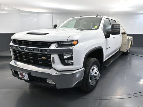 Used 2021 Chevrolet Silverado 3500 LT w/ Convenience Package AWD/4WD image 13