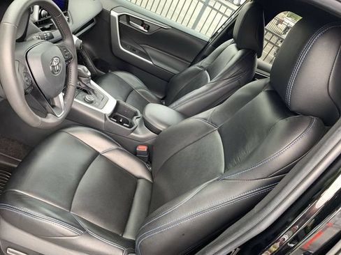 Certified 2023 Toyota RAV4 SE w/ SE Grade Weather Package AWD/4WD image 18