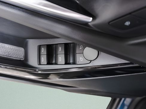 New 2026 Chevrolet Equinox LT w/ Safety and Technology Package FWD image 27