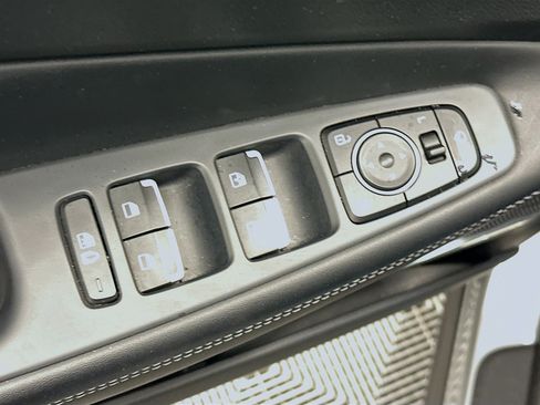 Used 2023 Hyundai Santa Fe Limited AWD/4WD image 15
