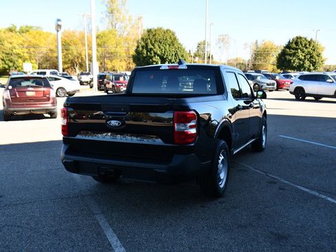 New 2025 Ford Maverick XL image 6