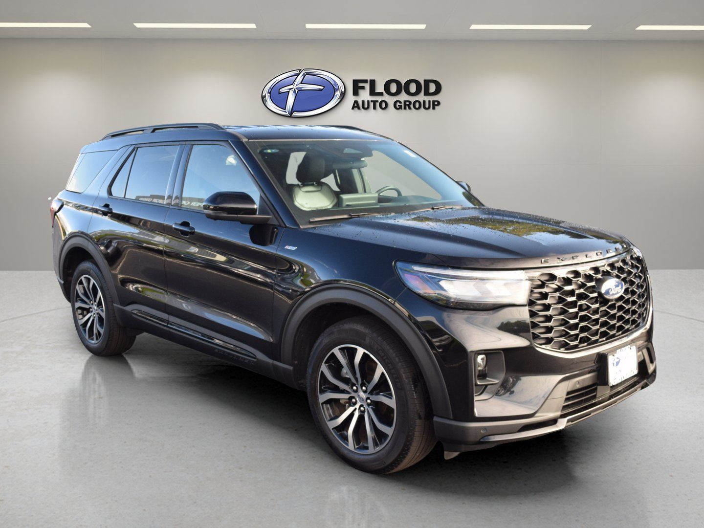 Used 2026 Ford Explorer ST-Line AWD/4WD image 1