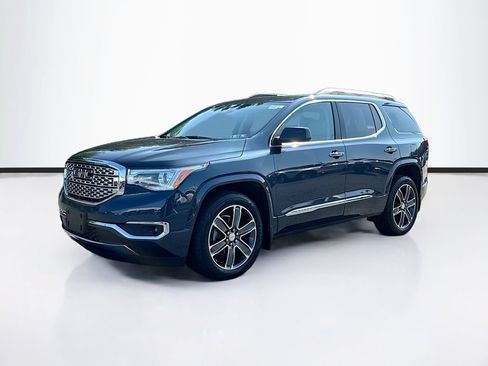 Used 2018 GMC Acadia Denali w/ Technology Package AWD/4WD image 3