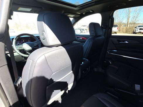 New 2026 Chevrolet Traverse RS image 28