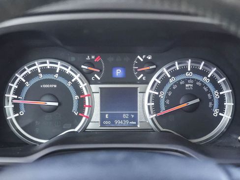 Used 2018 Toyota 4Runner SR5 RWD image 21