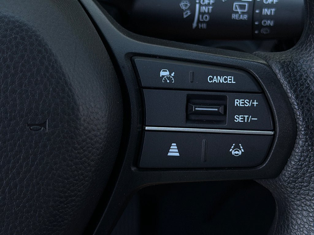 Used 2025 Honda CR-V LX image 23