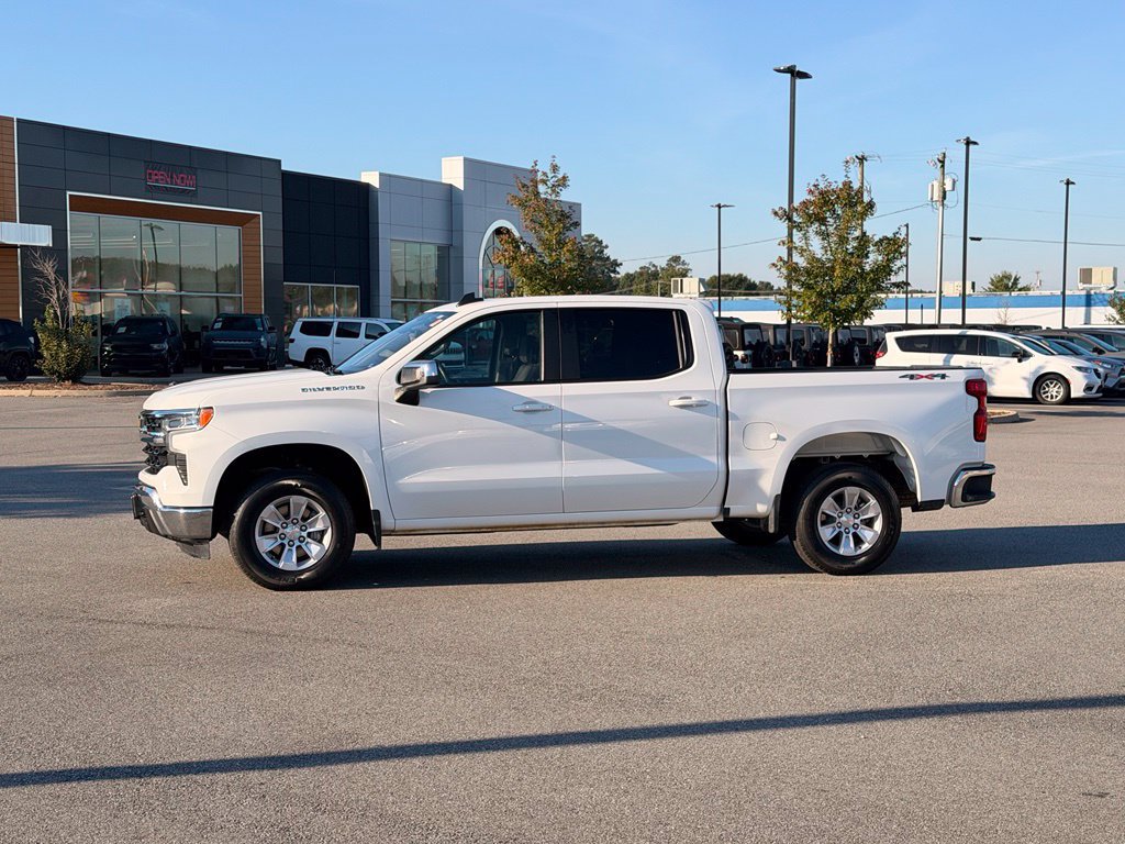 Used 2026 Chevrolet Silverado 1500 LT AWD/4WD image 4