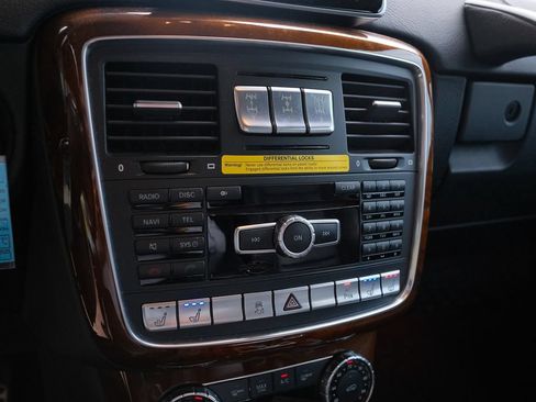 Used 2014 Mercedes-Benz G 550 image 24
