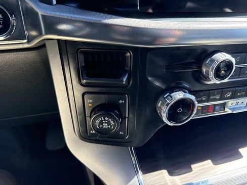 Used 2024 Ford F150 Lariat w/ Bed Utility Package AWD/4WD image 30