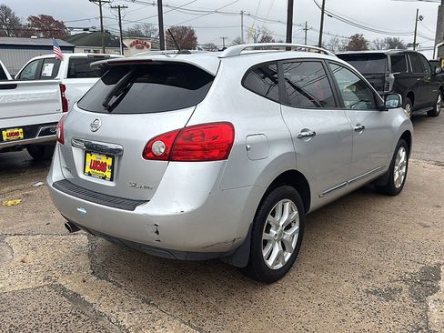 Used 2011 Nissan Rogue SV w/ SL Pkg image 5