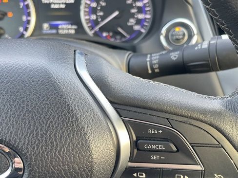 Used 2017 INFINITI Q60 w/ Premium Plus Package 3.0T image 14