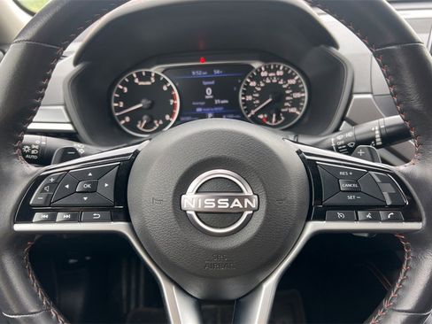 Used 2024 Nissan Altima 2.5 SR image 24