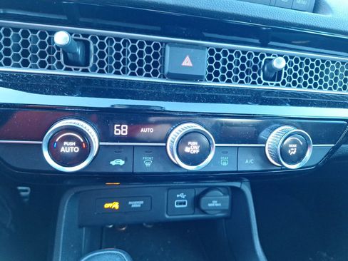 Used 2022 Honda Civic Sport image 27