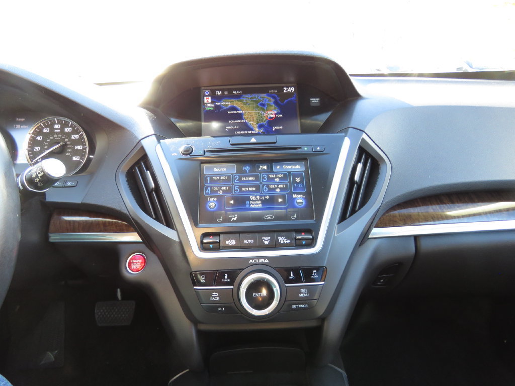 Used 2017 Acura MDX w/ Technology Package AWD/4WD image 30