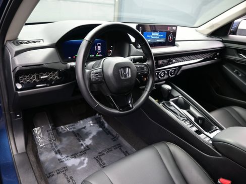 Used 2025 Honda Accord EX-L image 13