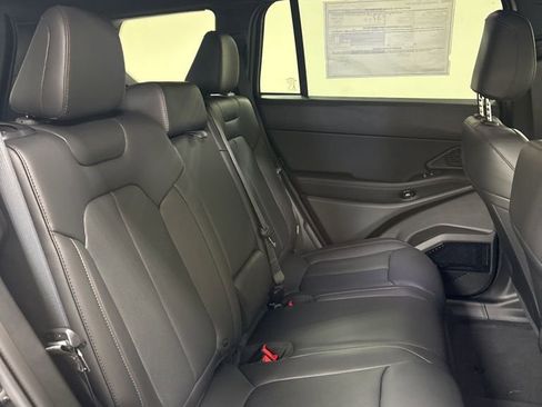 New 2026 Jeep Cherokee Limited image 35