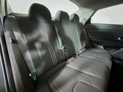 Certified 2024 Hyundai Elantra SEL image 25