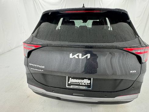 New 2026 Kia Sportage LX AWD/4WD image 4