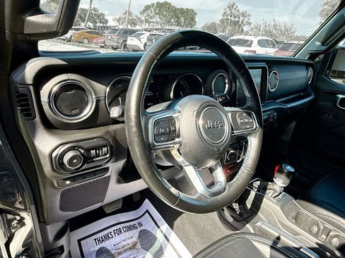 Used 2021 Jeep Wrangler Unlimited Rubicon 4xe w/ Steel Bumper Group image 10